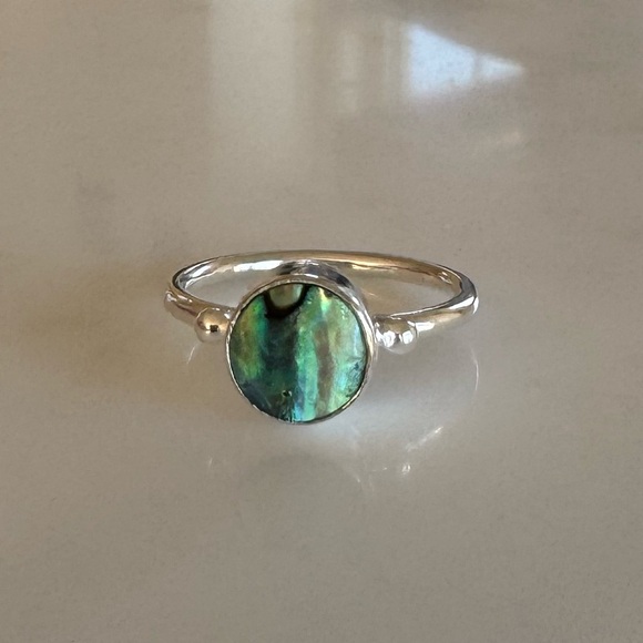 NWOT Sundance Shimmering Tide Ring, Abalone Shell, Sterling Silver - Picture 3 of 6